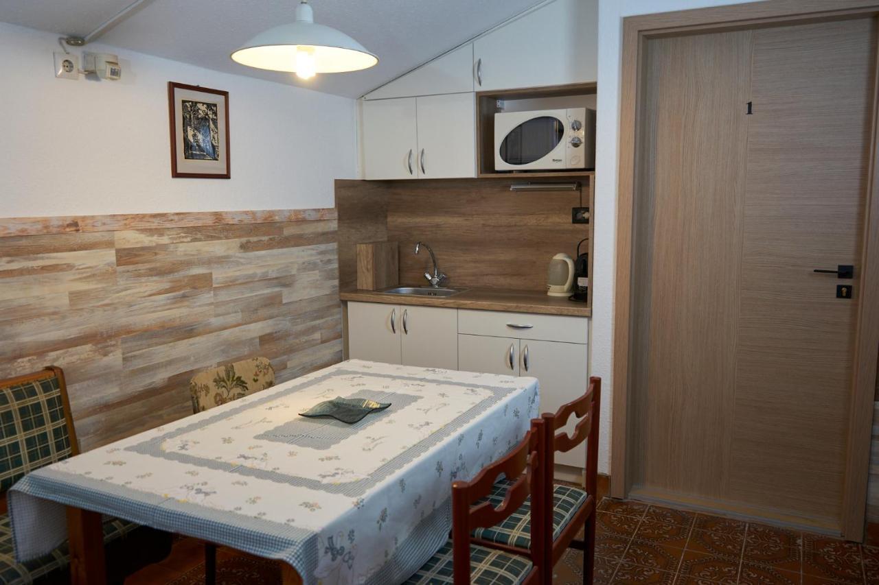 Erika Vendeghaz Hotel Szentendre Eksteriør billede